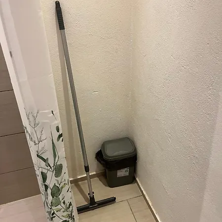 Mini 12- Meget Taet Pa Lego House Og Centrum Privatunterkunft Billund